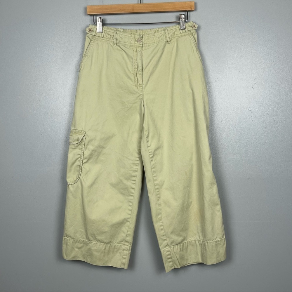 J.Jill 109% cotton cargo khaki capri length pants, size 6.